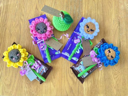Mini happy flowers